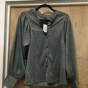 NWT Lillia blouse Soaked In Luxury long sleeve  Sedona Sage in color size large